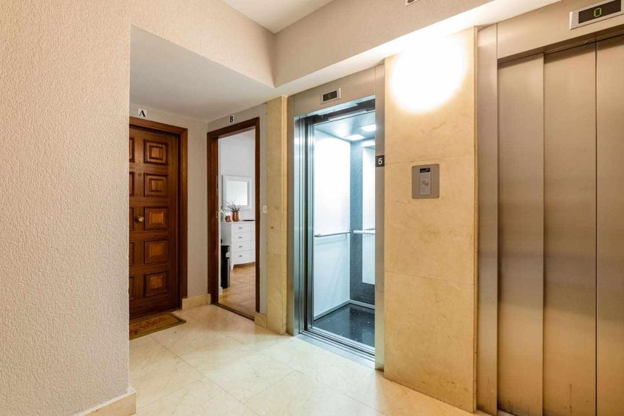 New Amara Suite Friends & Families Parking San Sebastián Exteriér fotografie