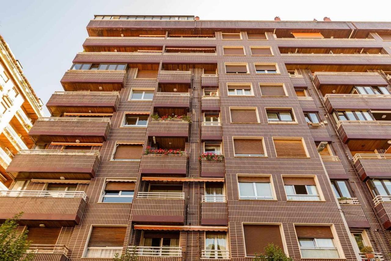 New Amara Suite Friends & Families Parking San Sebastián Exteriér fotografie